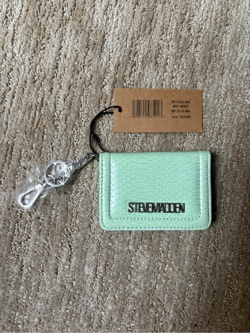 Steve Madden Mint Green Card & Key Holder with Logo